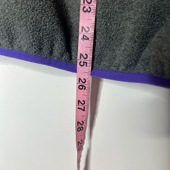 Patagonia Synchilla Gray Purple Pullover Fleece Jacket Sweater Size Small - Picture 11 of 12